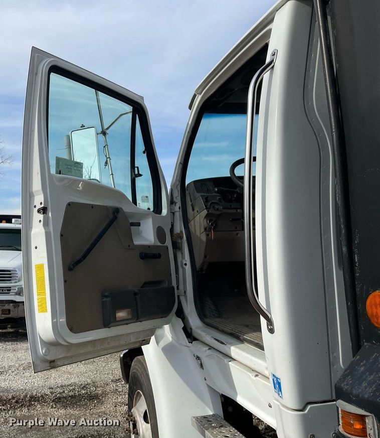 image for item DP0272 2008 Sterling L8500  dump truck