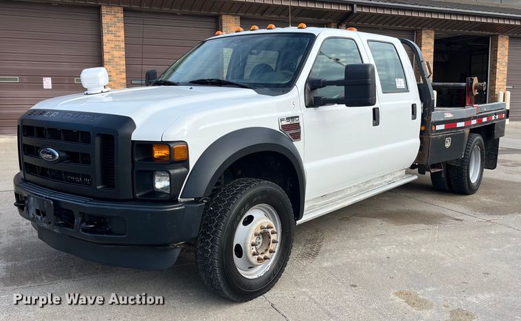 image for item DP2142 2010  Ford F550 Super Duty  Crew Cab flatbed truck