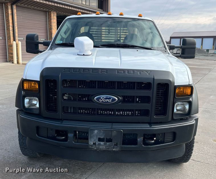 image for item DP2142 2010  Ford F550 Super Duty  Crew Cab flatbed truck