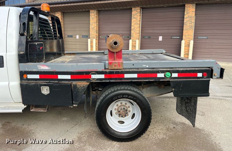 image for item DP2142 2010  Ford F550 Super Duty  Crew Cab flatbed truck