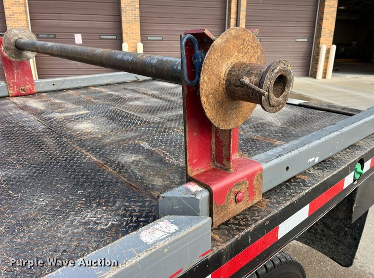 image for item DP2142 2010  Ford F550 Super Duty  Crew Cab flatbed truck