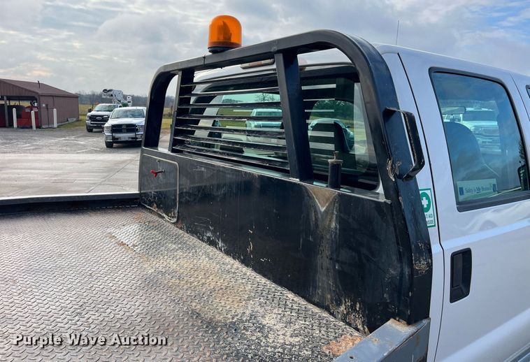 image for item DP2142 2010  Ford F550 Super Duty  Crew Cab flatbed truck