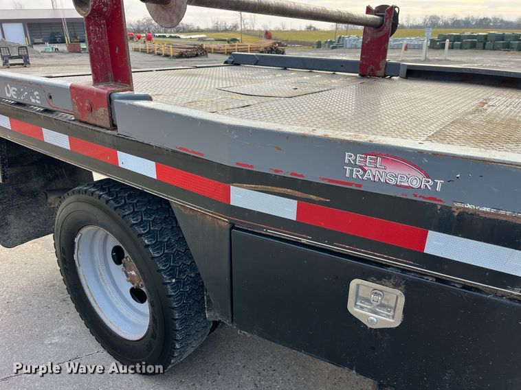image for item DP2142 2010  Ford F550 Super Duty  Crew Cab flatbed truck