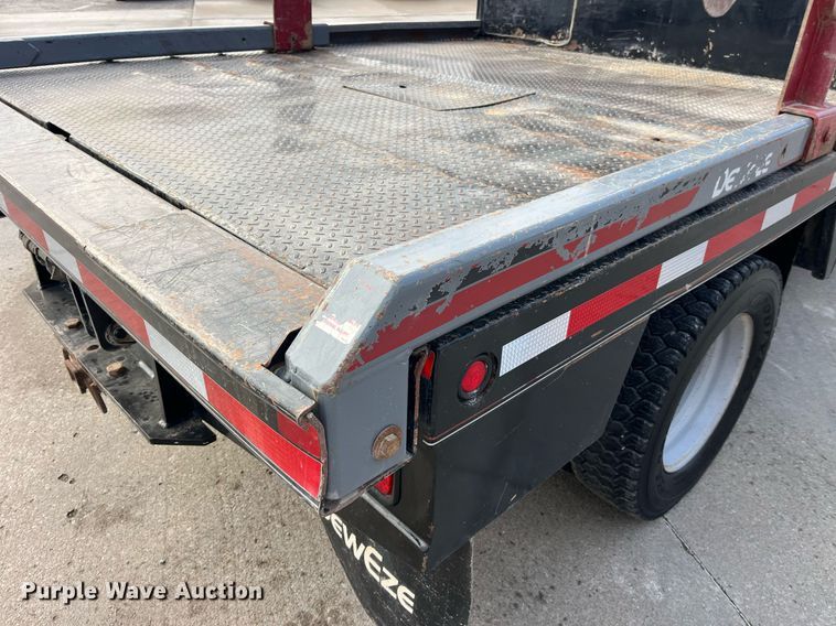 image for item DP2142 2010  Ford F550 Super Duty  Crew Cab flatbed truck