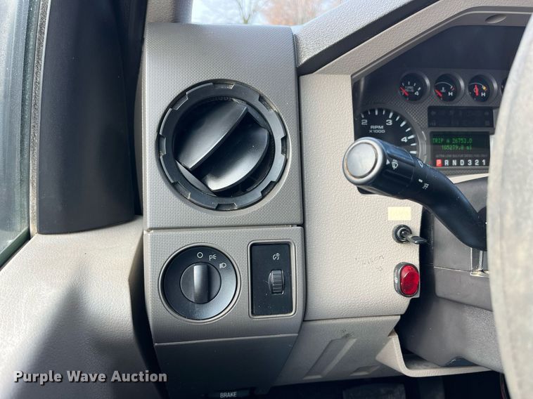 image for item DP2142 2010  Ford F550 Super Duty  Crew Cab flatbed truck