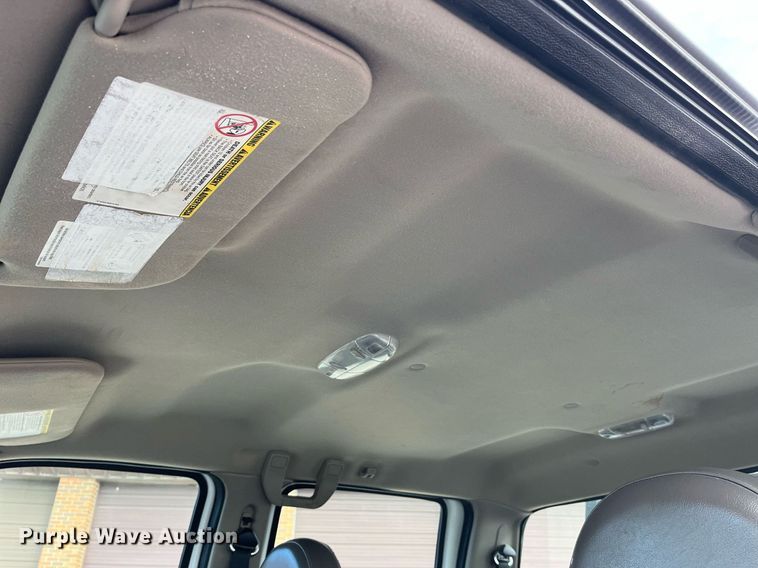 image for item DP2142 2010  Ford F550 Super Duty  Crew Cab flatbed truck