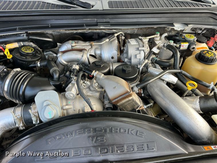 image for item DP2142 2010  Ford F550 Super Duty  Crew Cab flatbed truck