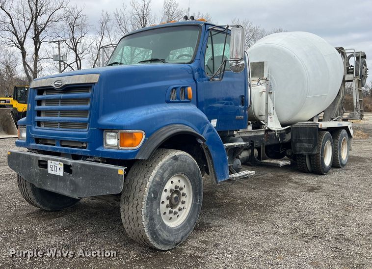image for item DP2147 1999 Sterling L9511  ready mix truck