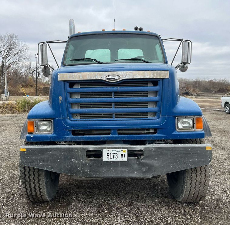 image for item DP2147 1999 Sterling L9511  ready mix truck