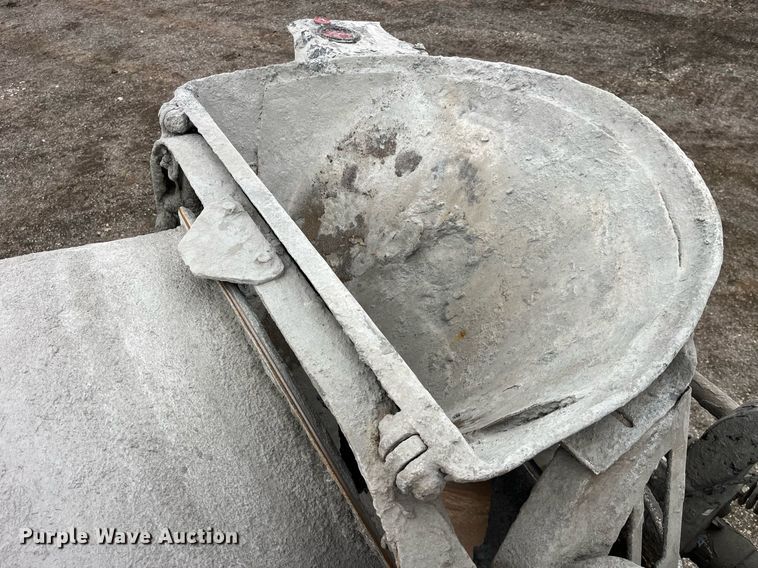 image for item DP2147 1999 Sterling L9511  ready mix truck