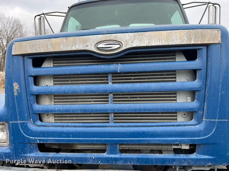 image for item DP2147 1999 Sterling L9511  ready mix truck