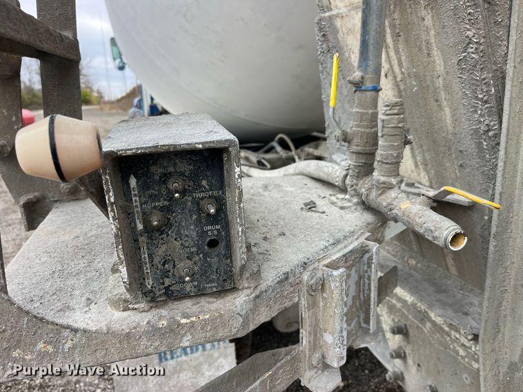 image for item DP2147 1999 Sterling L9511  ready mix truck