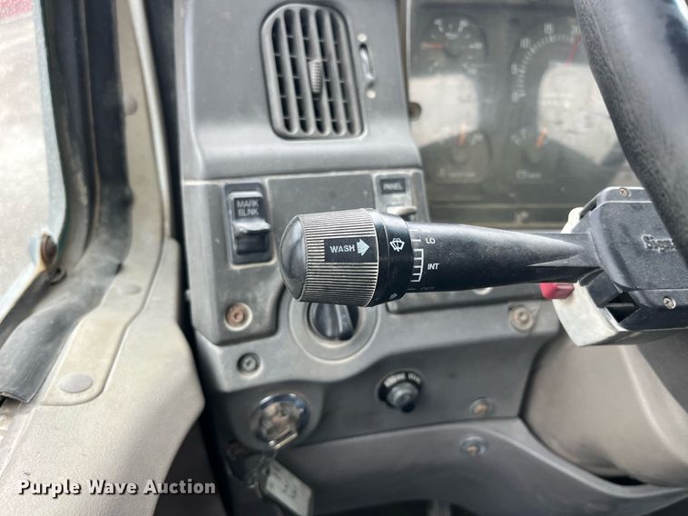 image for item DP2147 1999 Sterling L9511  ready mix truck