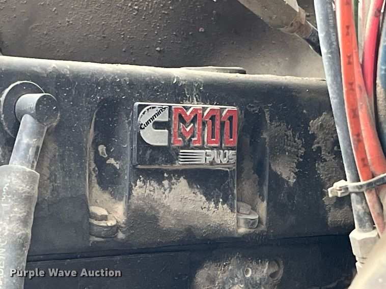 image for item DP2147 1999 Sterling L9511  ready mix truck