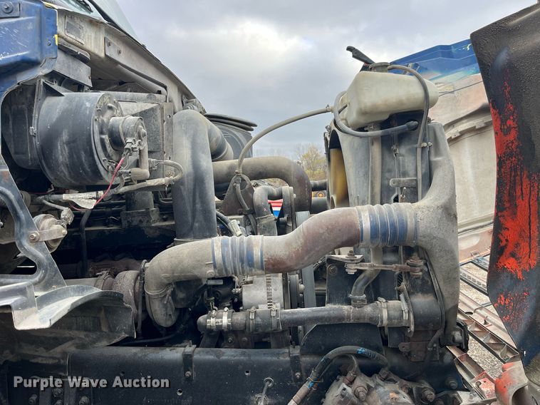 image for item DP2147 1999 Sterling L9511  ready mix truck