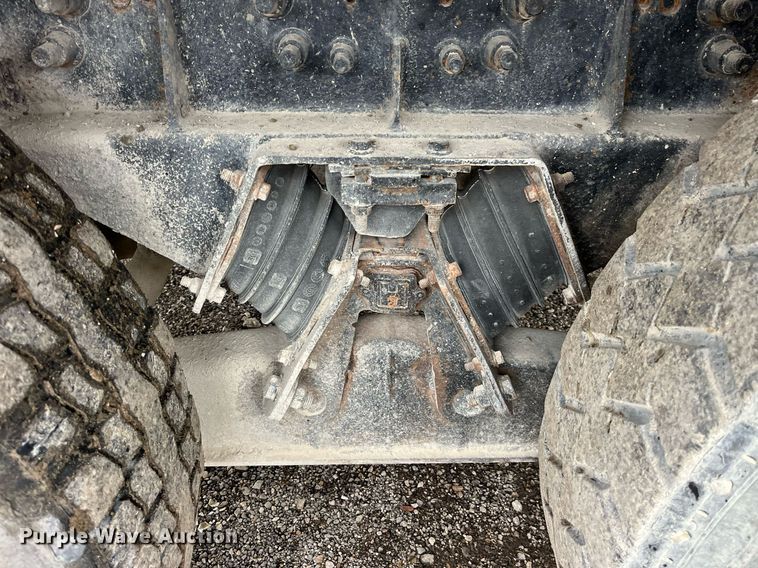 image for item DP2147 1999 Sterling L9511  ready mix truck