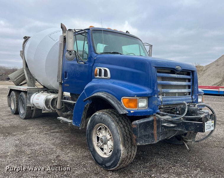 image for item DP2148 1999 Sterling L8511  ready mix truck