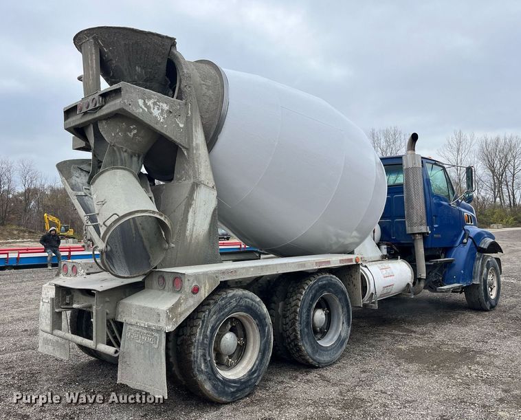 image for item DP2148 1999 Sterling L8511  ready mix truck