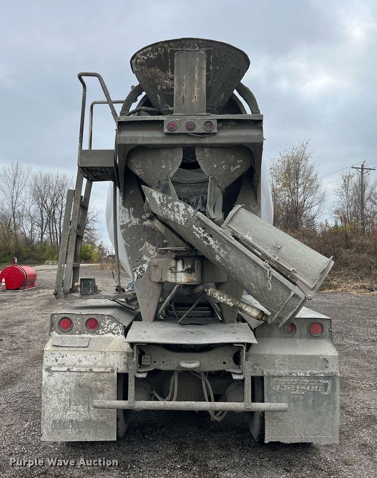 image for item DP2148 1999 Sterling L8511  ready mix truck