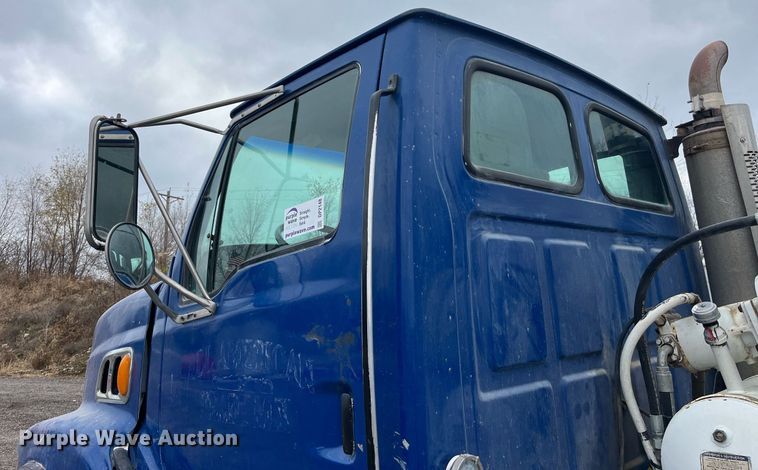 image for item DP2148 1999 Sterling L8511  ready mix truck