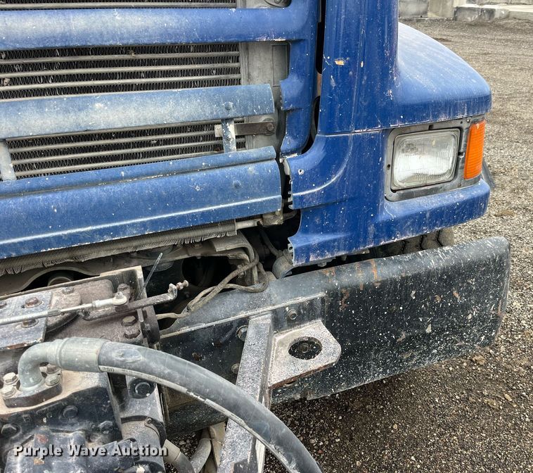 image for item DP2148 1999 Sterling L8511  ready mix truck