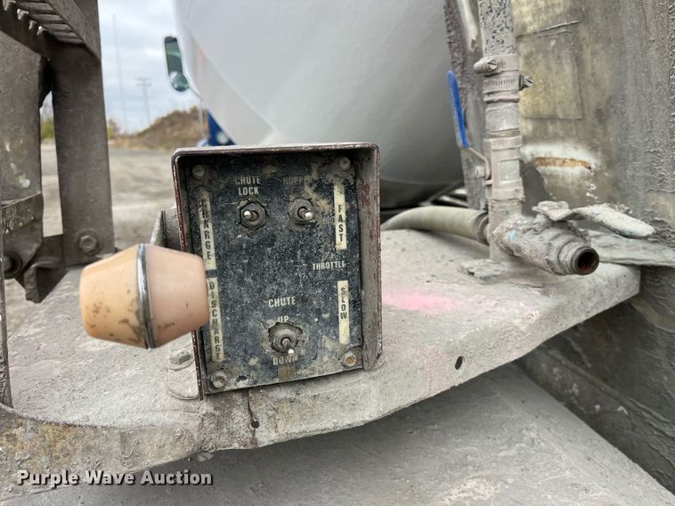 image for item DP2148 1999 Sterling L8511  ready mix truck