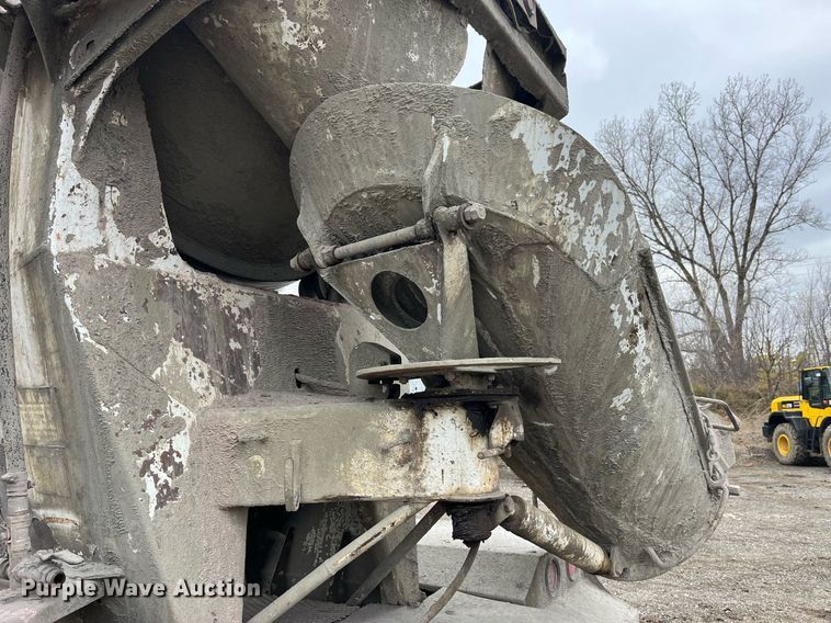 image for item DP2148 1999 Sterling L8511  ready mix truck