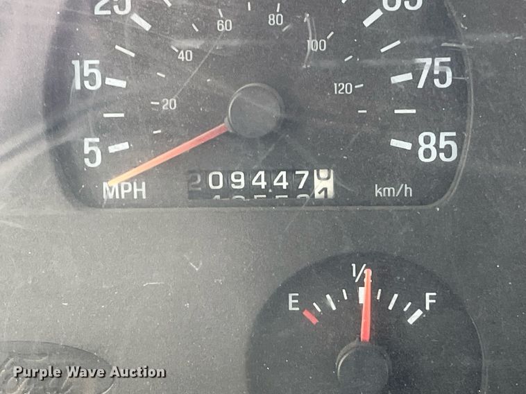 image for item DP2148 1999 Sterling L8511  ready mix truck