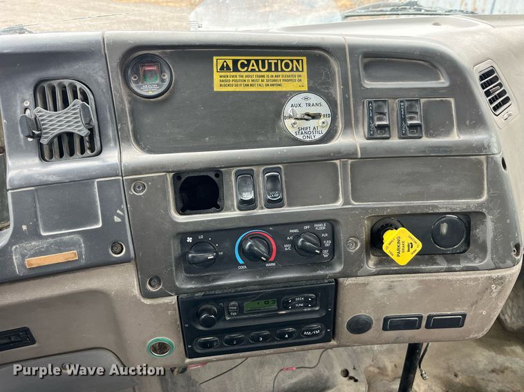 image for item DP2148 1999 Sterling L8511  ready mix truck