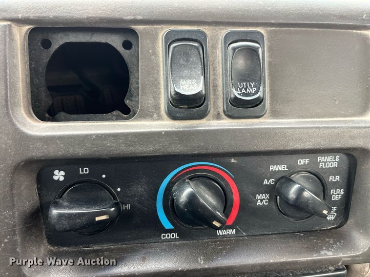 image for item DP2148 1999 Sterling L8511  ready mix truck