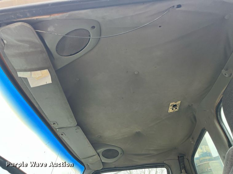 image for item DP2148 1999 Sterling L8511  ready mix truck