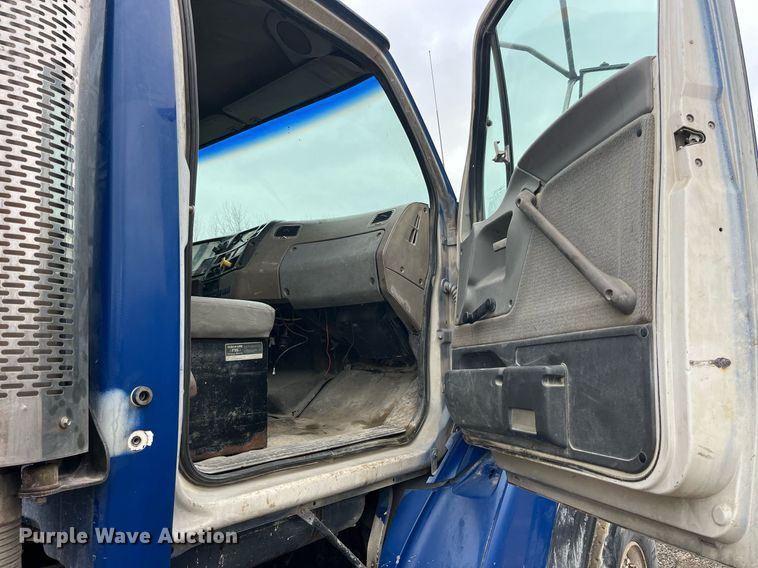 image for item DP2148 1999 Sterling L8511  ready mix truck