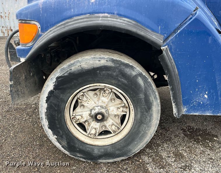 image for item DP2148 1999 Sterling L8511  ready mix truck