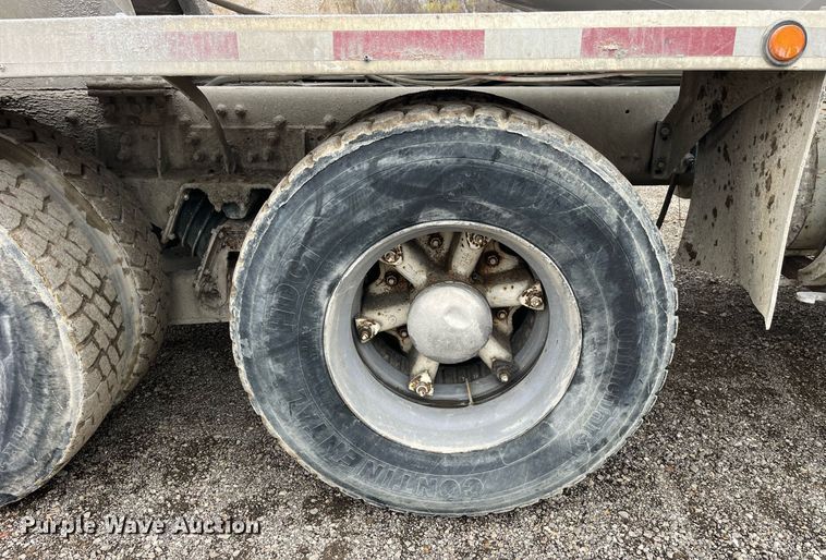 image for item DP2148 1999 Sterling L8511  ready mix truck