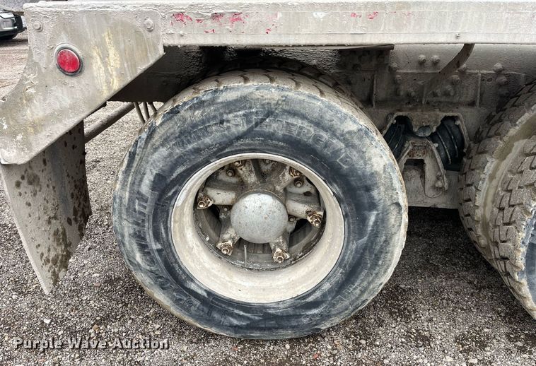 image for item DP2148 1999 Sterling L8511  ready mix truck