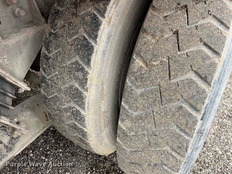 image for item DP2148 1999 Sterling L8511  ready mix truck