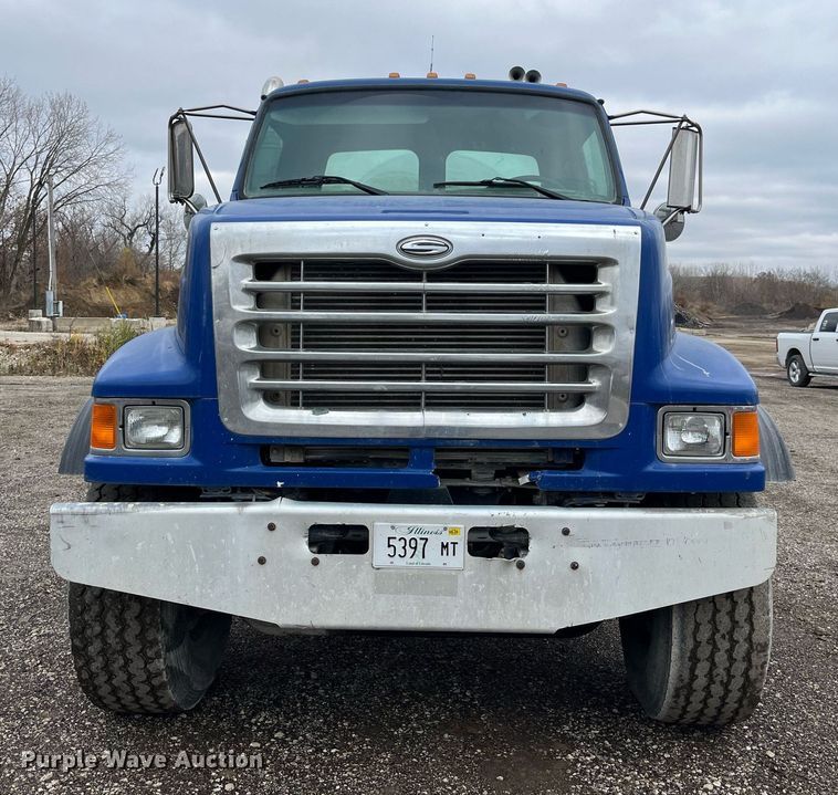 image for item DP2149 2001 Sterling L9500  ready mix truck