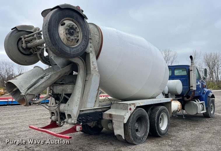 image for item DP2149 2001 Sterling L9500  ready mix truck