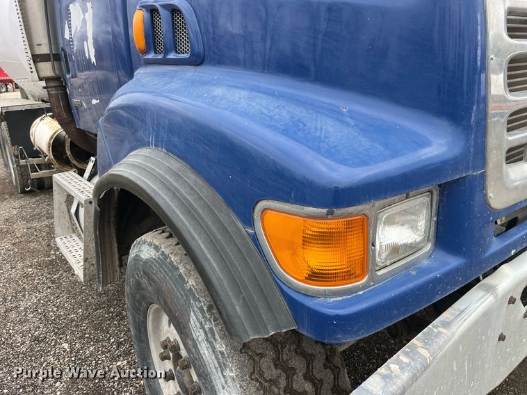 image for item DP2149 2001 Sterling L9500  ready mix truck