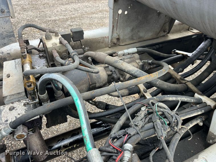 image for item DP2149 2001 Sterling L9500  ready mix truck