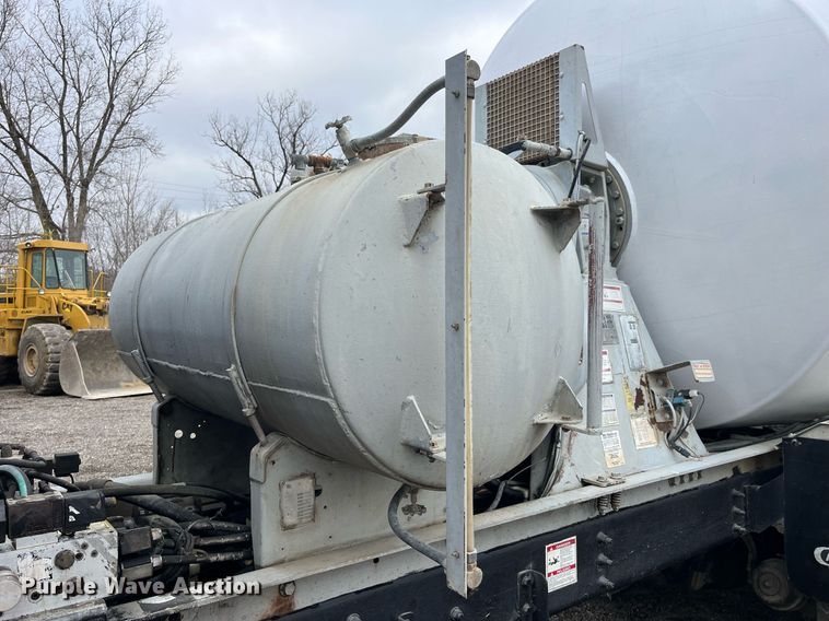 image for item DP2149 2001 Sterling L9500  ready mix truck