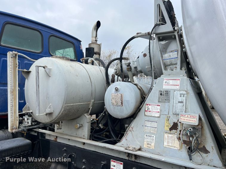 image for item DP2149 2001 Sterling L9500  ready mix truck