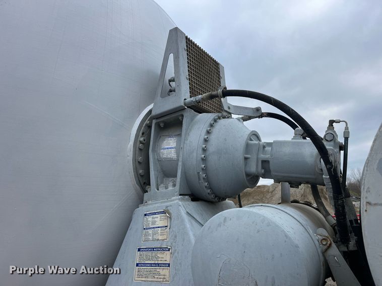 image for item DP2149 2001 Sterling L9500  ready mix truck