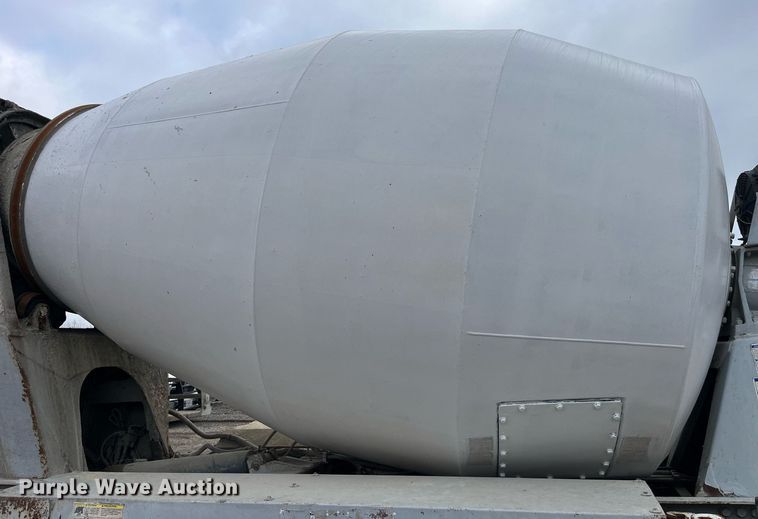 image for item DP2149 2001 Sterling L9500  ready mix truck