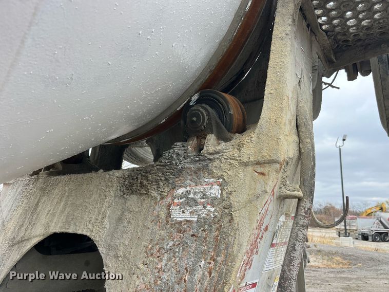 image for item DP2149 2001 Sterling L9500  ready mix truck