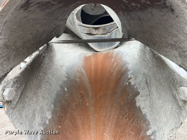 image for item DP2149 2001 Sterling L9500  ready mix truck