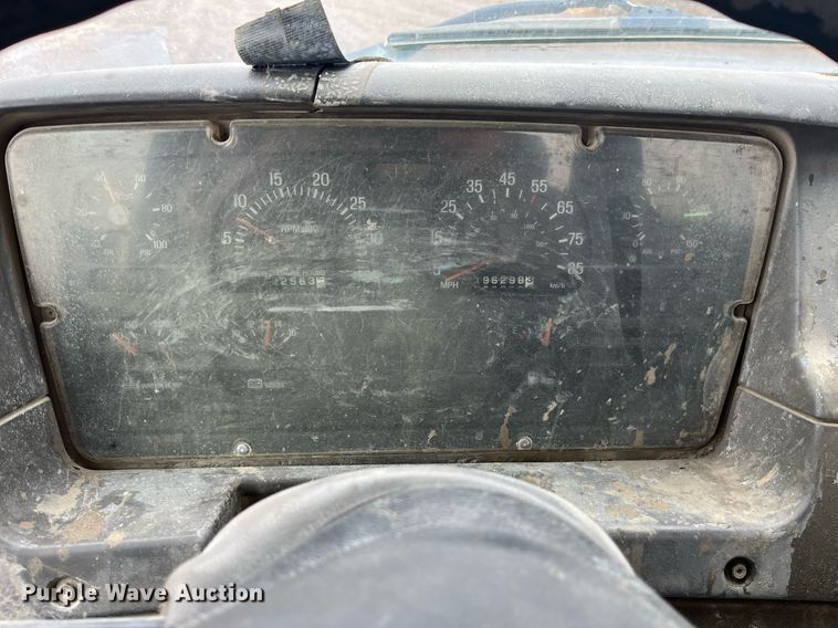 image for item DP2149 2001 Sterling L9500  ready mix truck