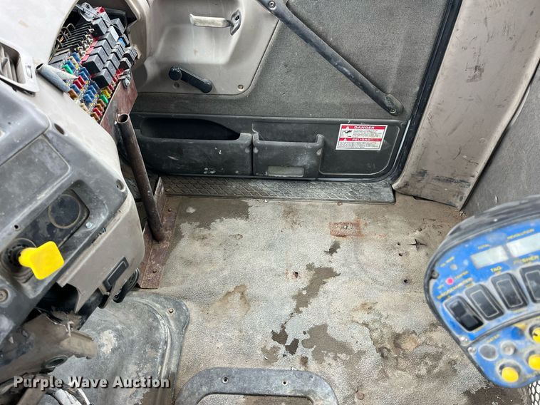 image for item DP2149 2001 Sterling L9500  ready mix truck