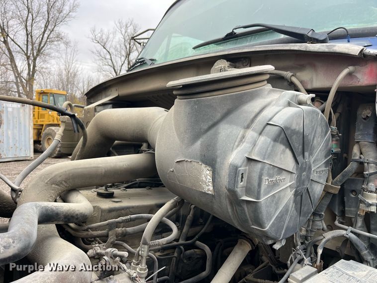 image for item DP2149 2001 Sterling L9500  ready mix truck