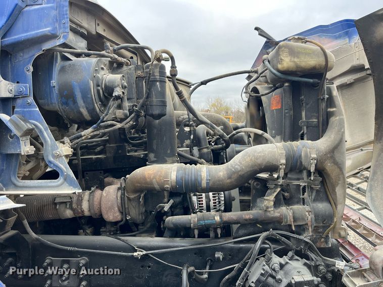 image for item DP2149 2001 Sterling L9500  ready mix truck